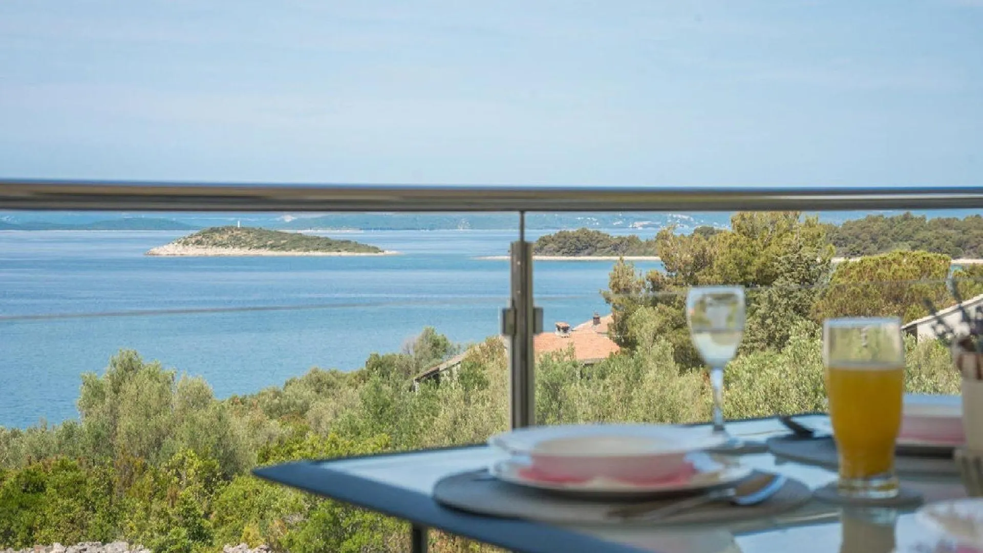 Apartments Lilly - Two Bedroom Apartment With Sea View And Terrace Pasman 0*,