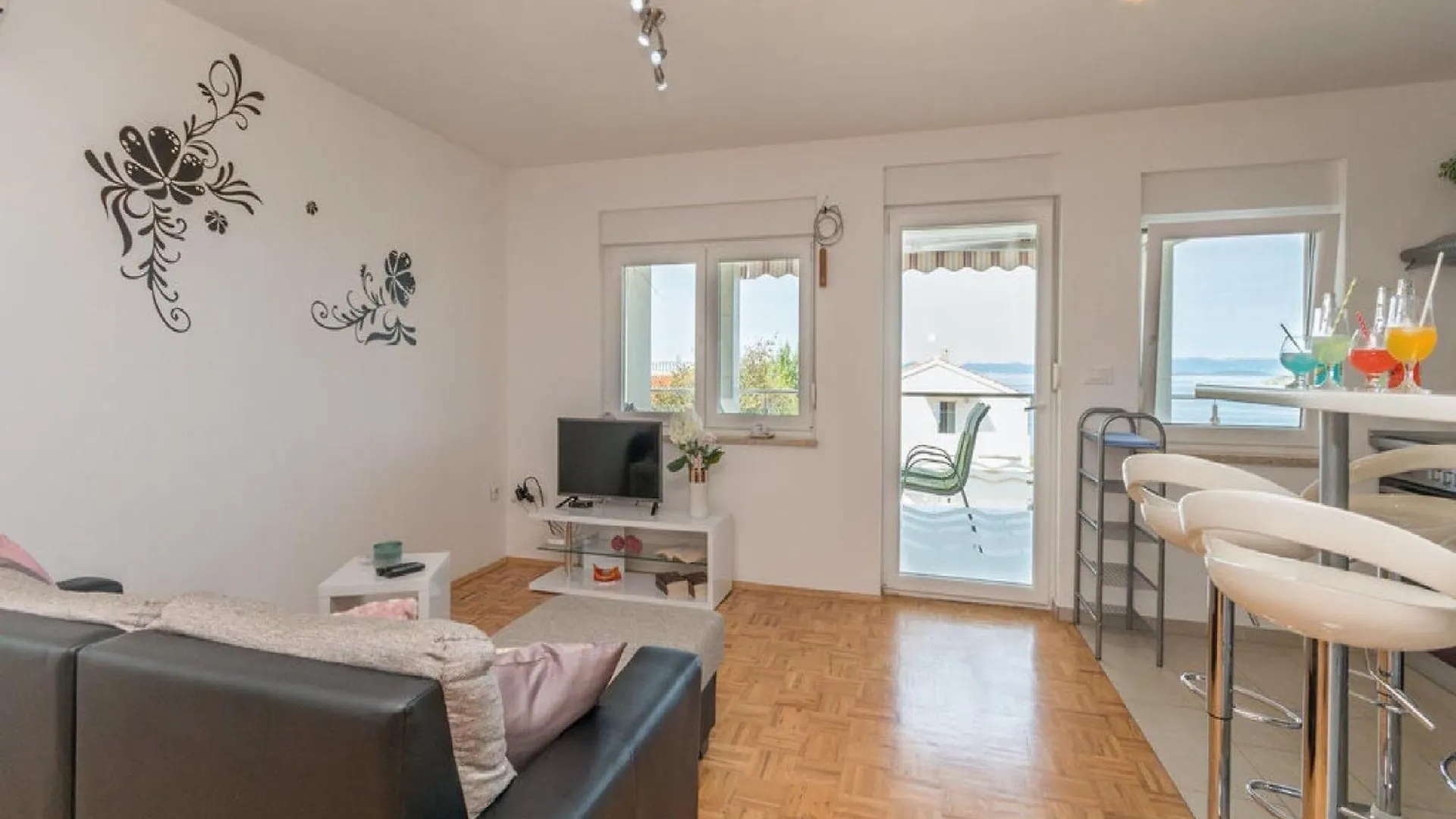 Apartments Lilly - Two Bedroom Apartment With Sea View And Terrace Pasman Croatia