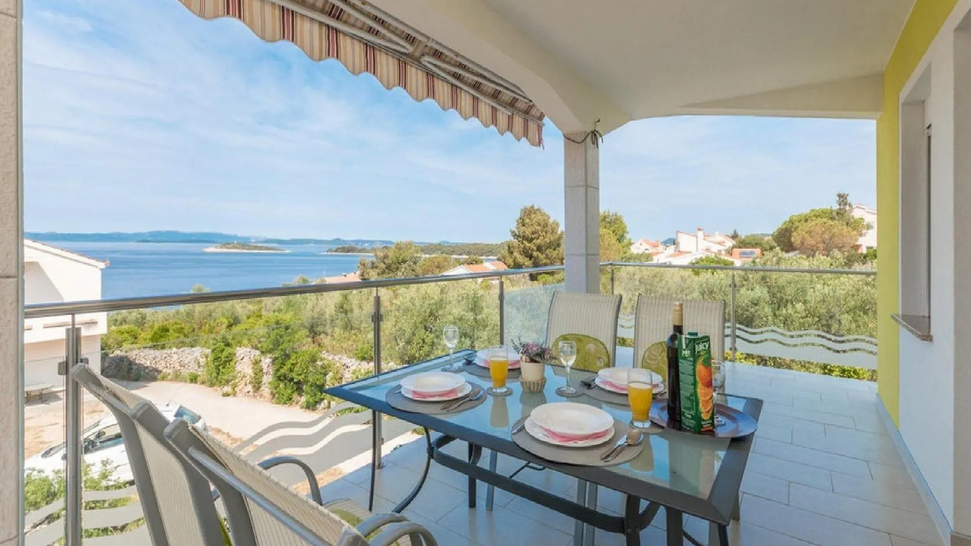 Apartments Lilly - Two Bedroom Apartment With Sea View And Terrace Pasman