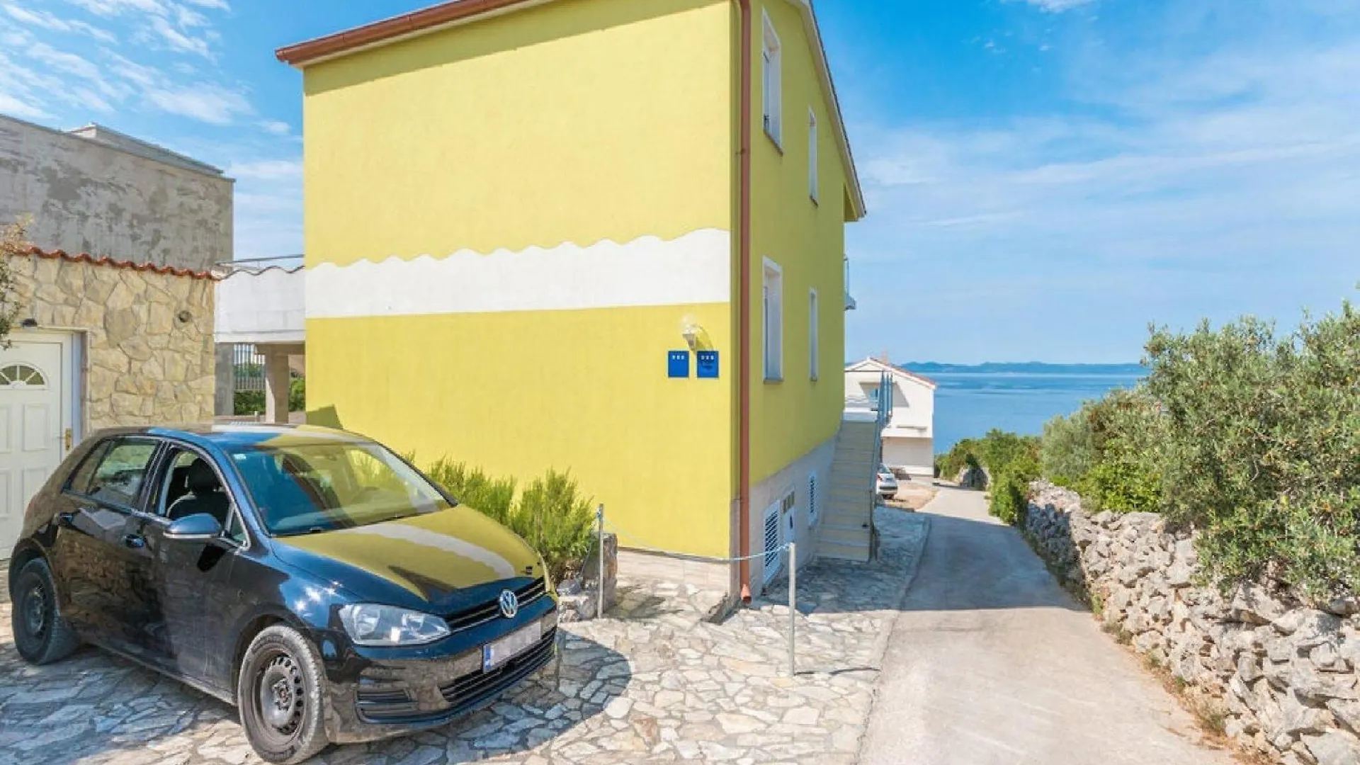Apartments Lilly - Two Bedroom Apartment With Sea View And Terrace Pasman